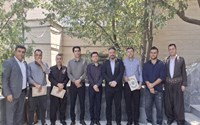 تقدیر از کارمندان نمونه حوزه سلامت در آیین گرامیداشت روز کارمند